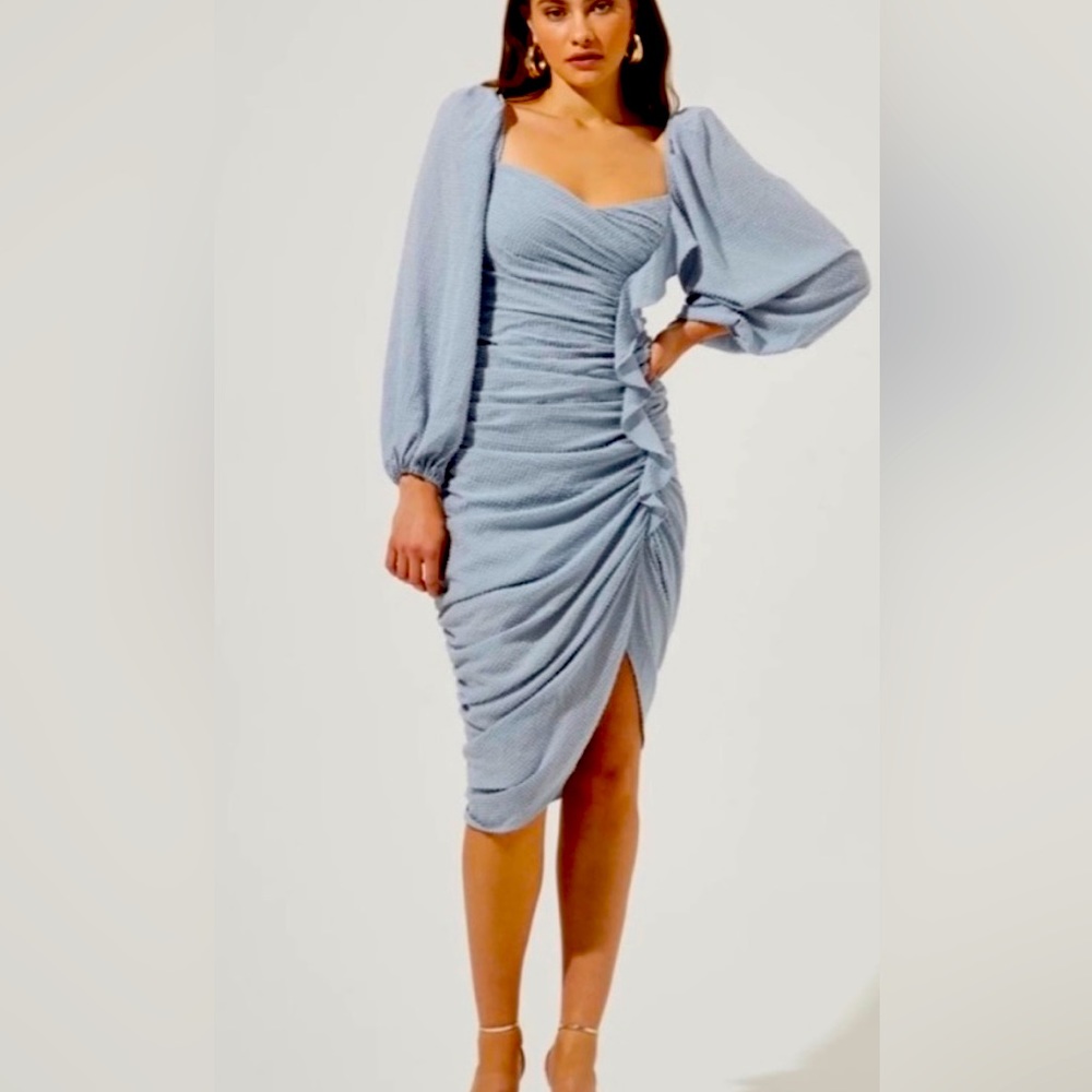 ASTR The Label Athens Ruched Puff Sleeve Midi Dress Blue Large NWT